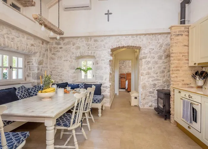 Villa Mendula -orebic By Guide