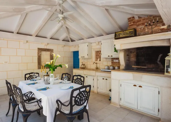 Villa Mendula -orebic By Guide