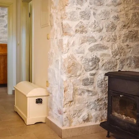 Mendula -orebic By Guide