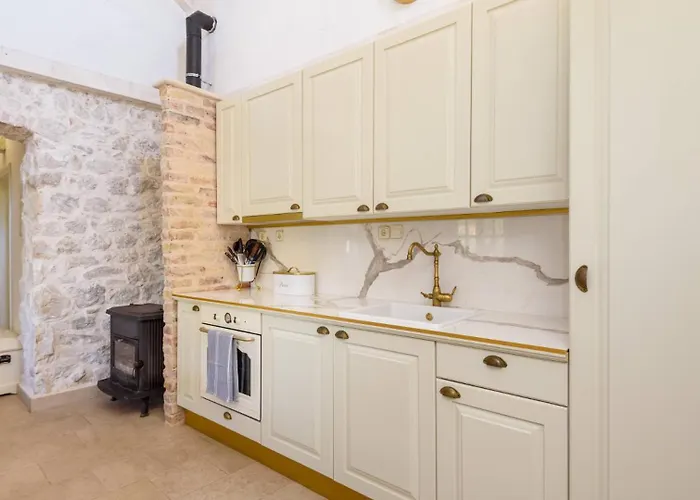 Mendula -orebic By Guide *